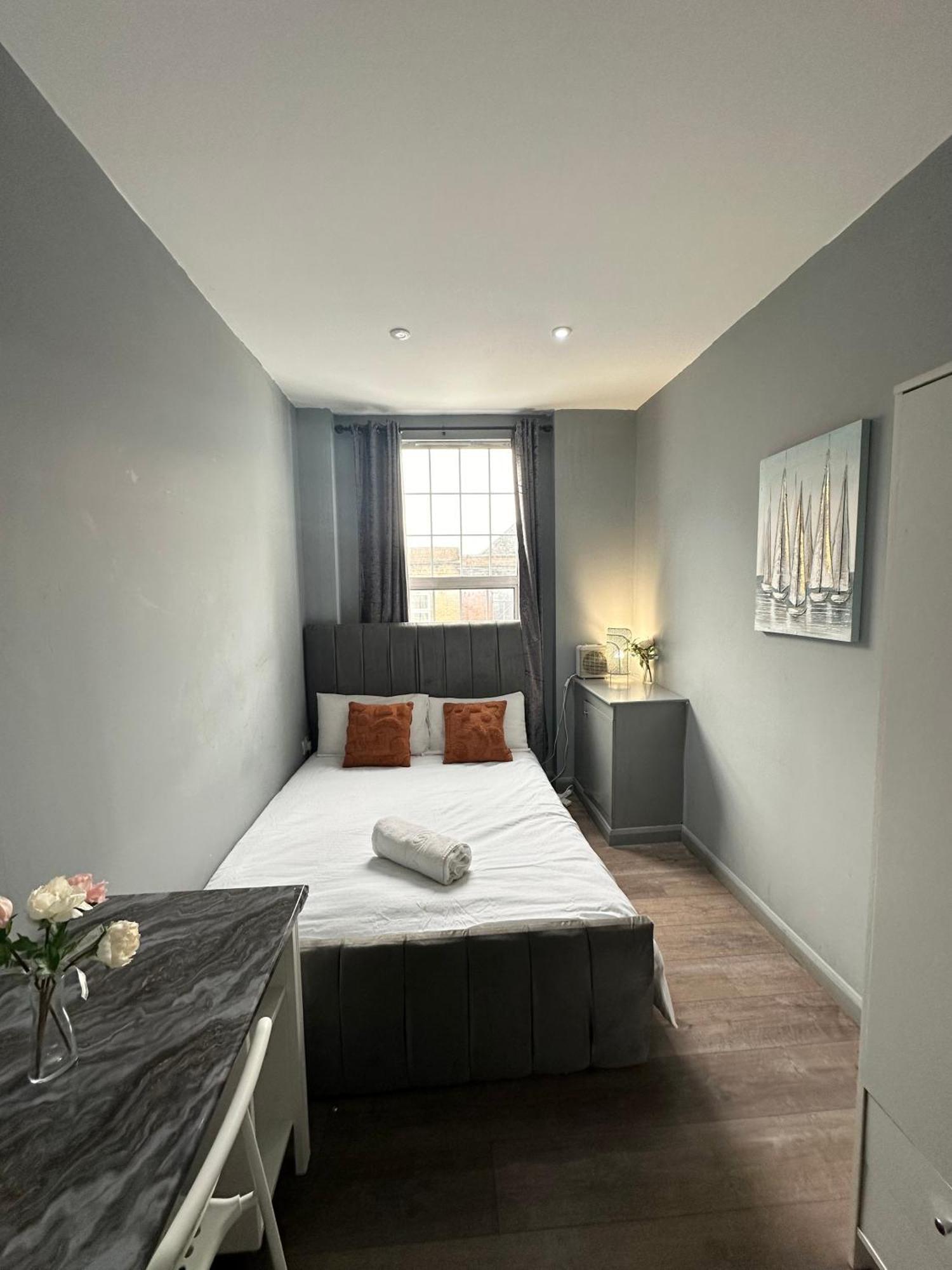 Kingcross 3 Bedroom Flat, 3mins To Euston Appartamento