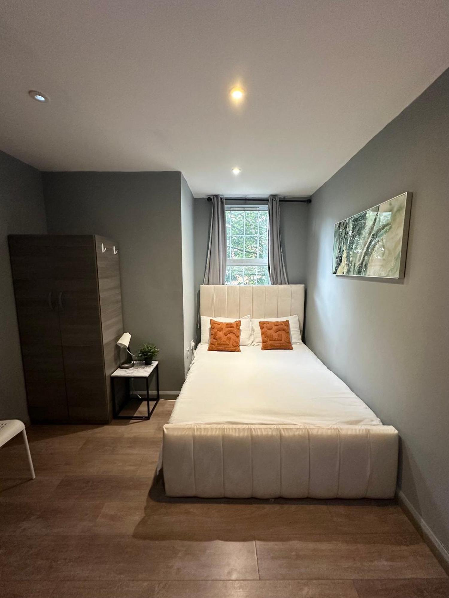 Kingcross 3 Bedroom Flat, 3mins To Euston Appartamento