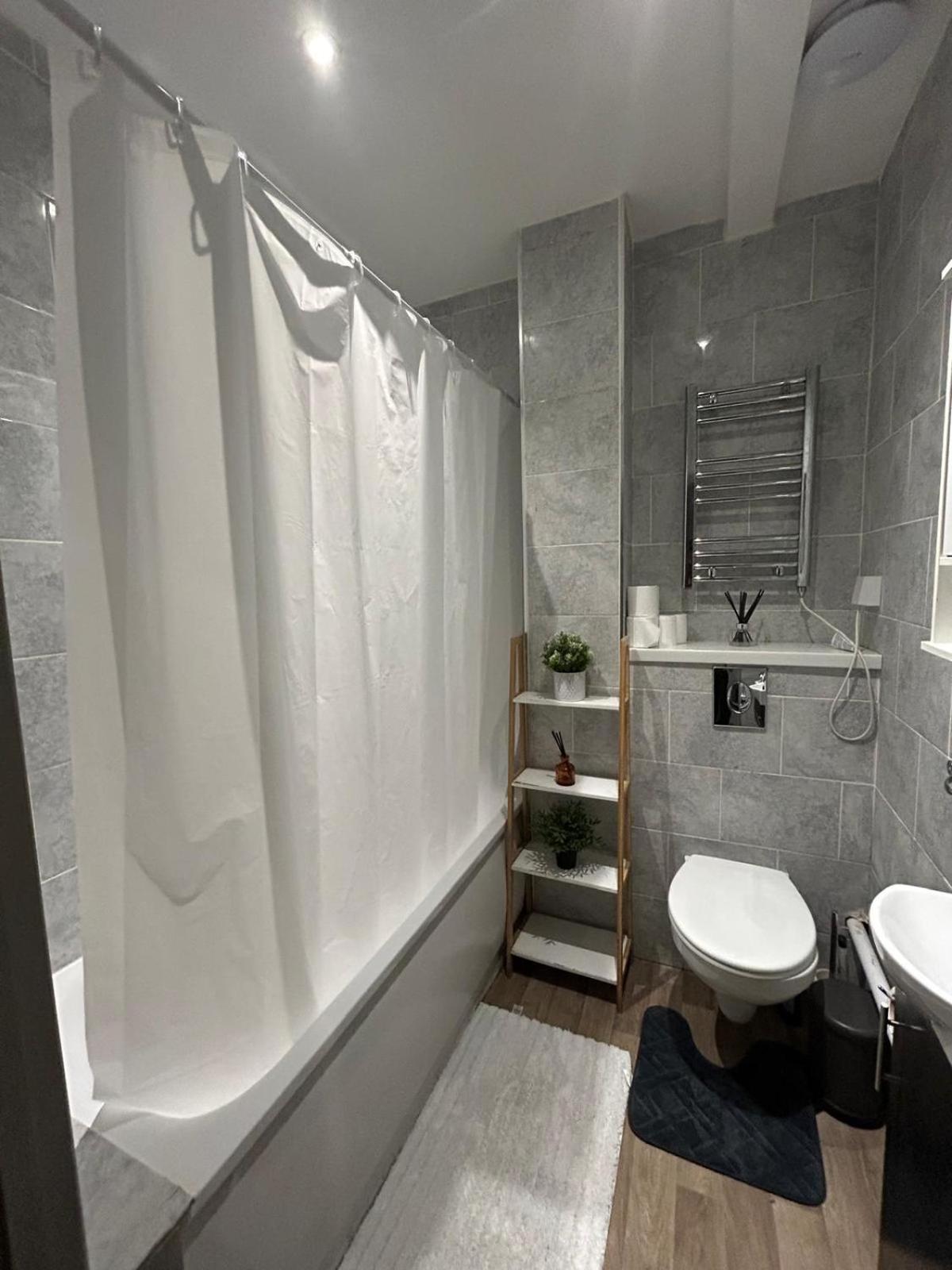 Kingcross 3 Bedroom Flat, 3mins To Euston Appartamento *